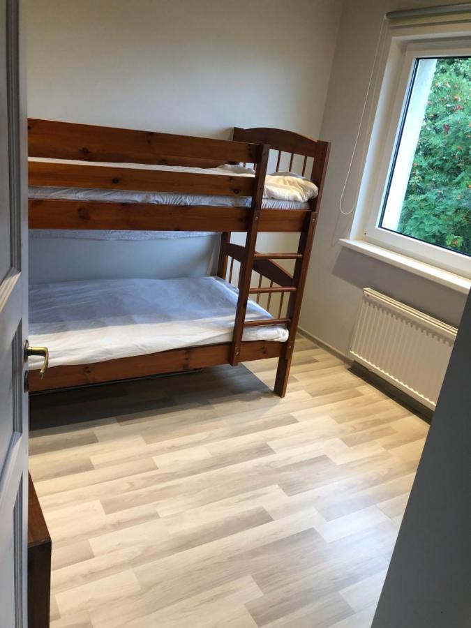 Modern Cozy 2 Bedroom Apartment Near City Center Pärnu Extérieur photo